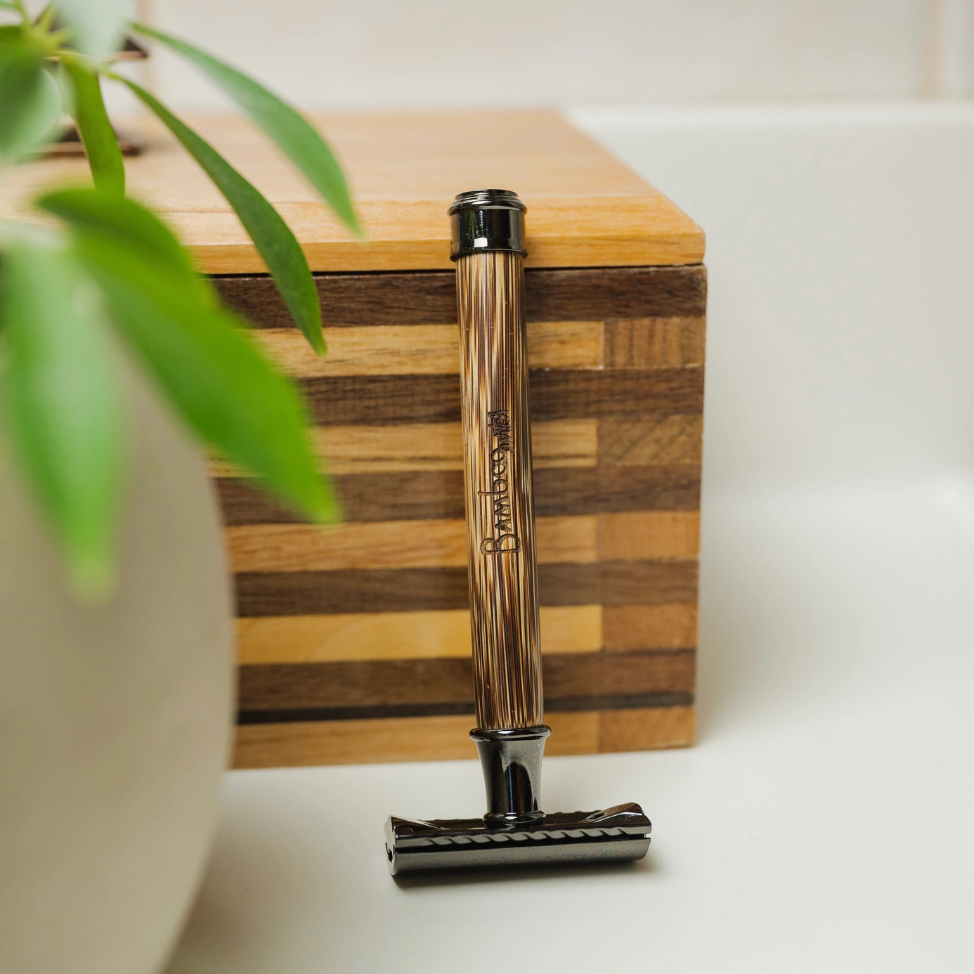 Safety Razor Stainless Steel and Bamboo