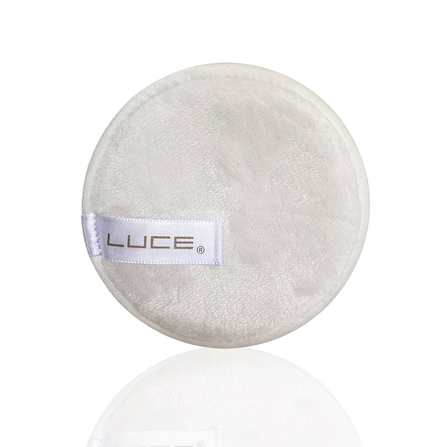 Eco-Conscious 1-Piece Makeup Remover - Soft & Effective