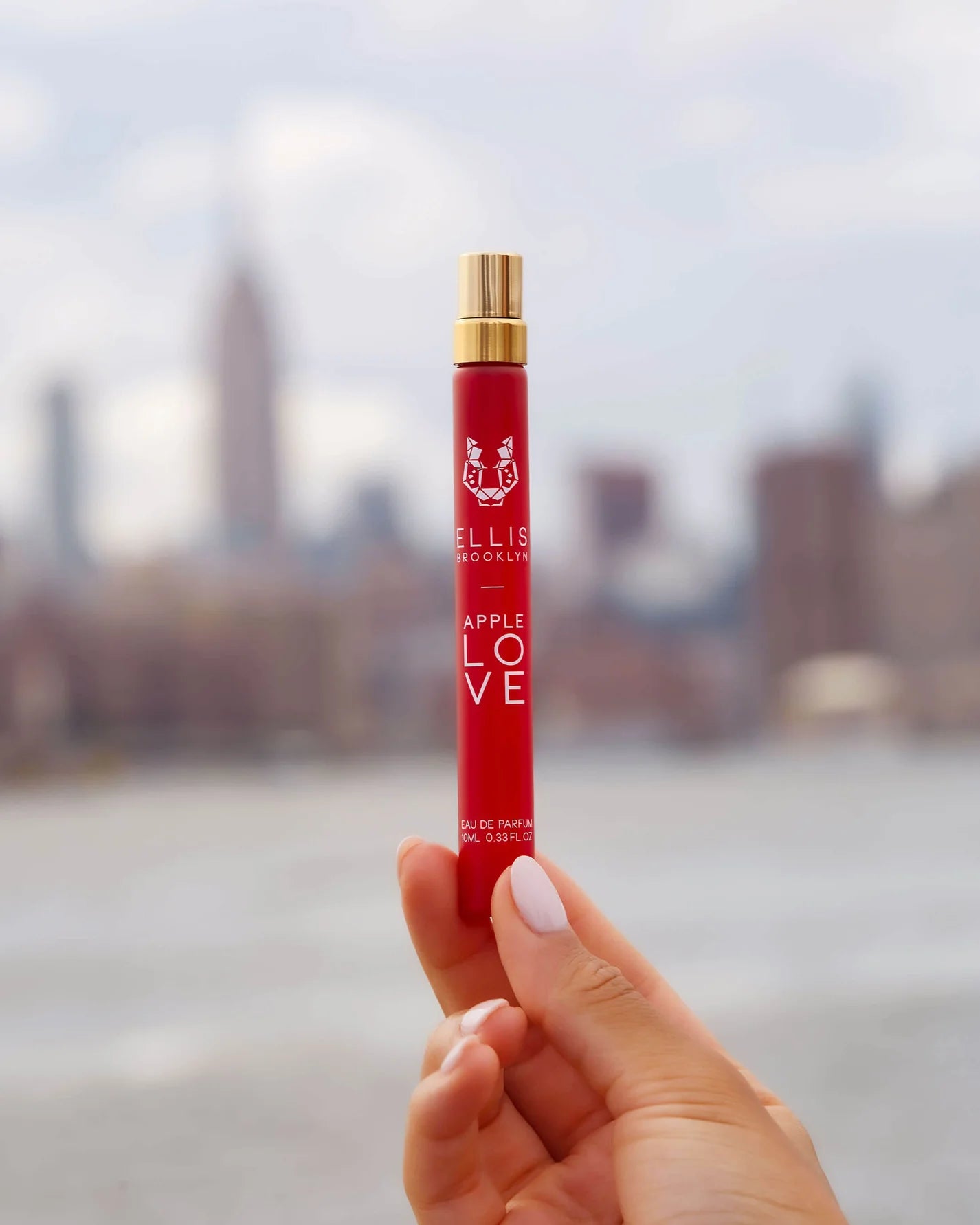 APPLE LOVE Eau De Parfum Refillable Travel Spray