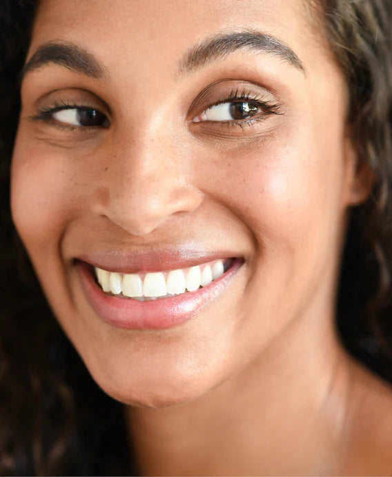Natural Almond Mascara