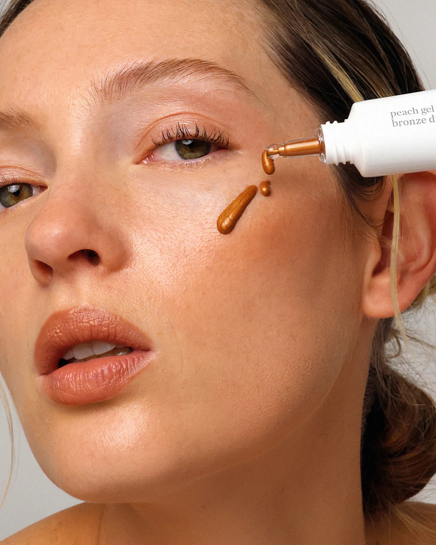 Peach Gel Bronze Drops