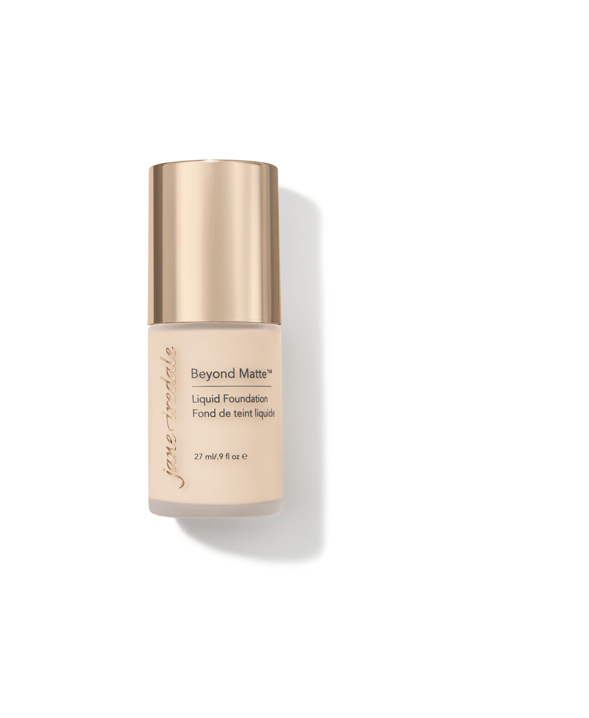 Beyond Matte™ Liquid Foundation bottle with gold cap, offers buildable, semi-matte coverage using plant-based ingredients, minimizing pores and reducing shine.