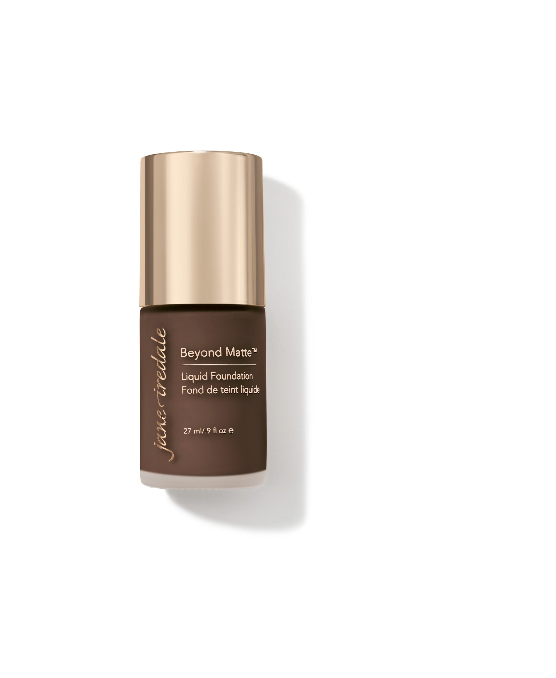Jane Iredale Beyond Matte™ Liquid Foundation, 27 ml bottle with gold cap, offers buildable, semi-matte coverage, enriched with plant-based, pore-minimizing ingredients.