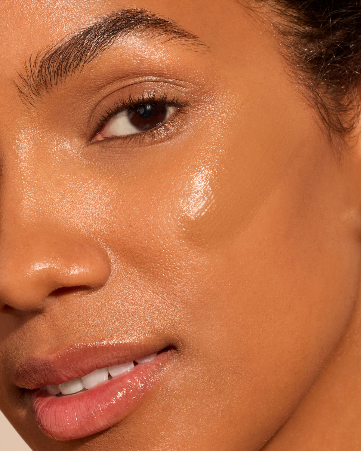 Glow Fixation™ SPF 40 Sheer Tint Skin Enhancer with Squalane & Niacinamide