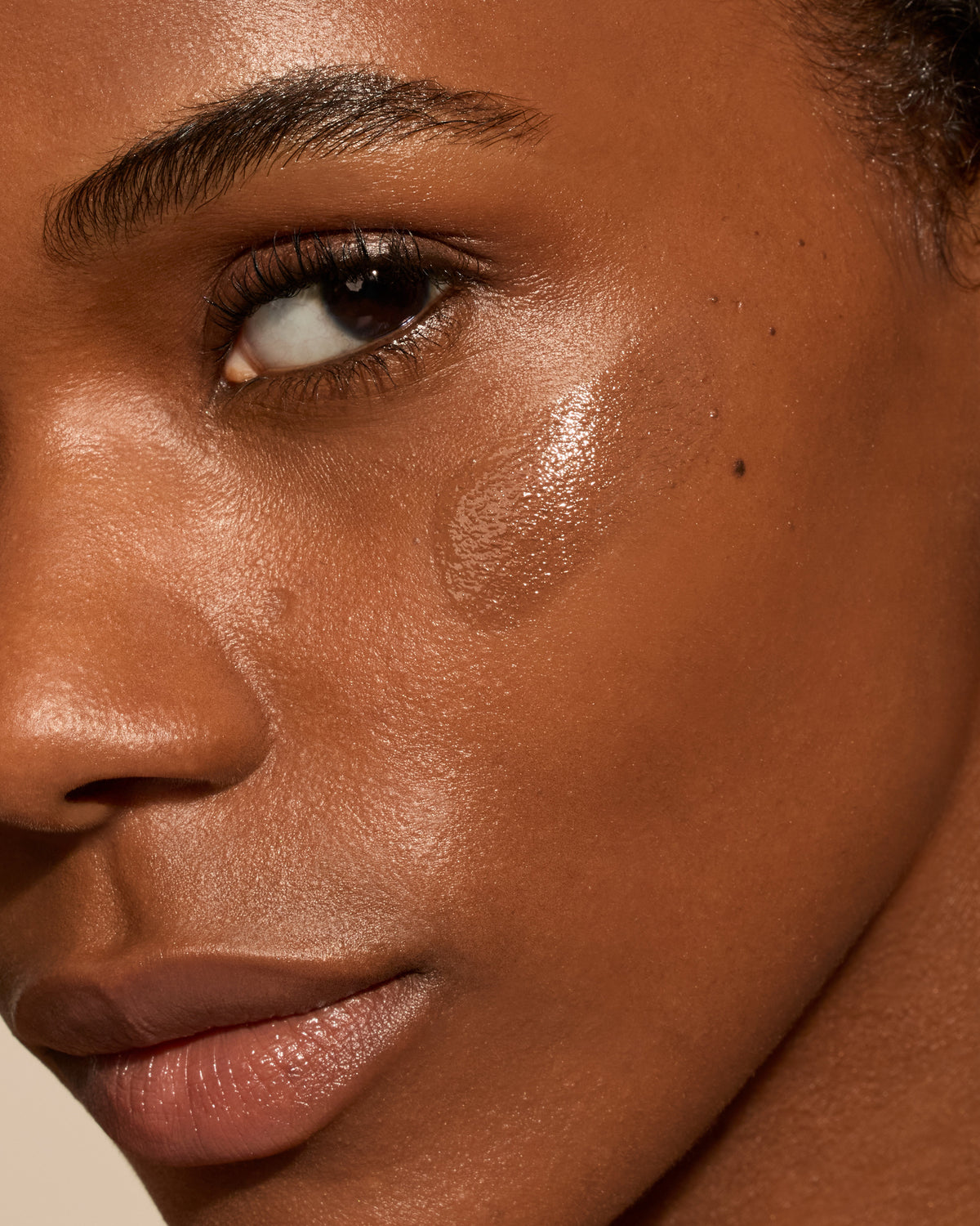Glow Fixation™ SPF 40 Sheer Tint Skin Enhancer with Squalane & Niacinamide